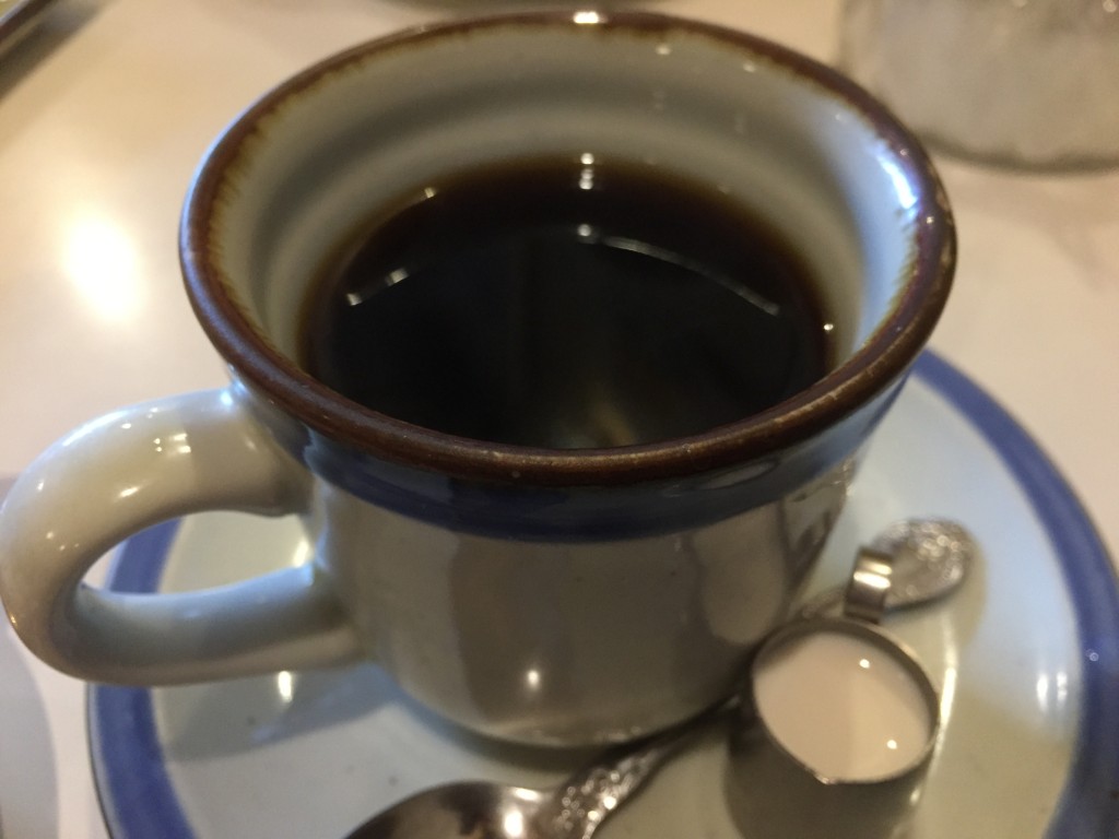 知市旭町　喫茶マホロバ　食後のコーヒー